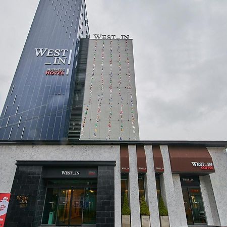 West In Hotel Yeosu Exterior photo