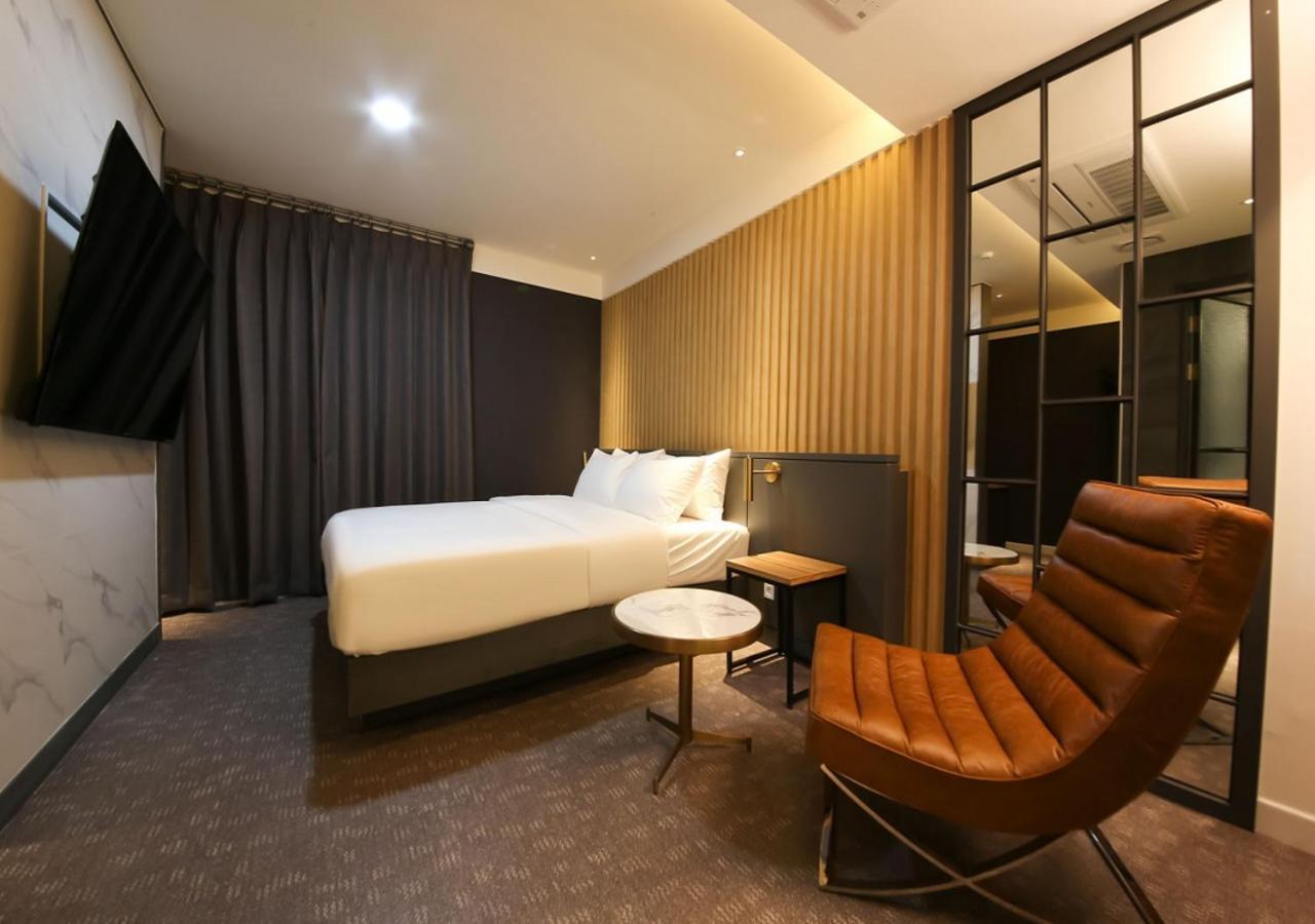 West In Hotel Yeosu Exterior photo